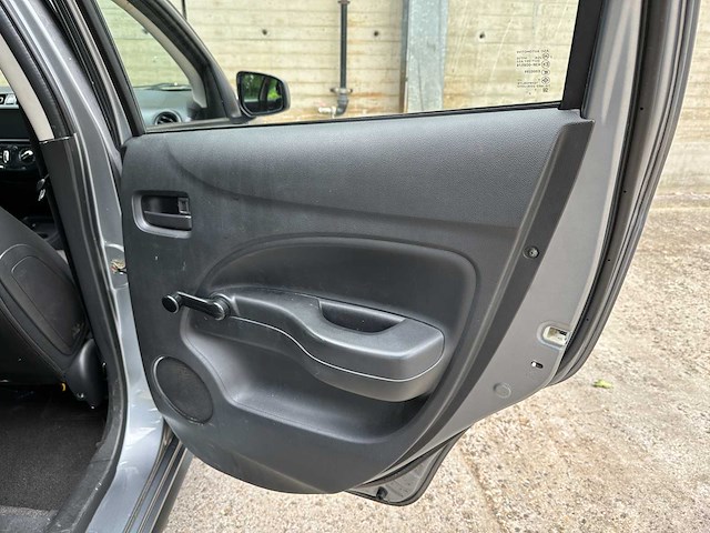 Mitsubishi space star 1.2 cool+ 70pk 2021 (origineel-nl+1e eigenaar), l-469-hs - afbeelding 32 van  53
