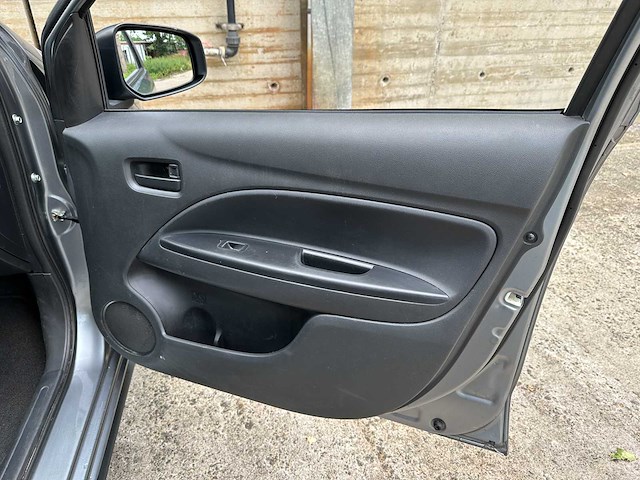 Mitsubishi space star 1.2 cool+ 70pk 2021 (origineel-nl+1e eigenaar), l-469-hs - afbeelding 34 van  53