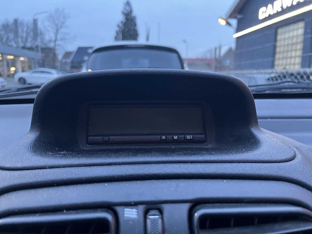 Mitsubishi space star 1.6 family diamond 2002 | 78-jt-xb - afbeelding 4 van  21