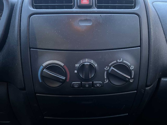 Mitsubishi space star 1.6 family diamond 2002 | 78-jt-xb - afbeelding 6 van  20