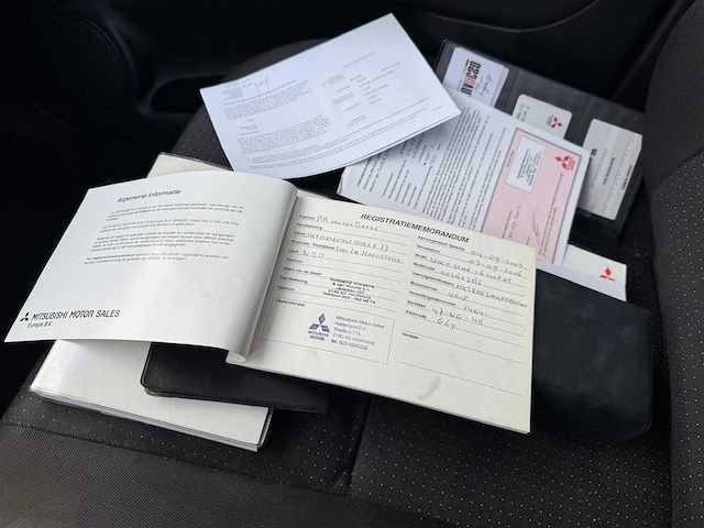 Mitsubishi space star 1.6 shogun se automaat 47-ng-hr - afbeelding 18 van  22