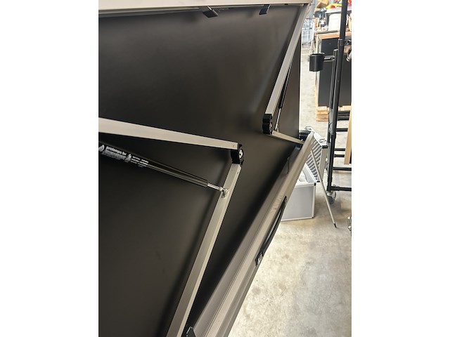 Mitsubishi xd430u projector met scherm - afbeelding 2 van  10