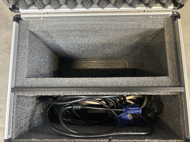 Mitsubishi xd430u projector met scherm - afbeelding 6 van  10