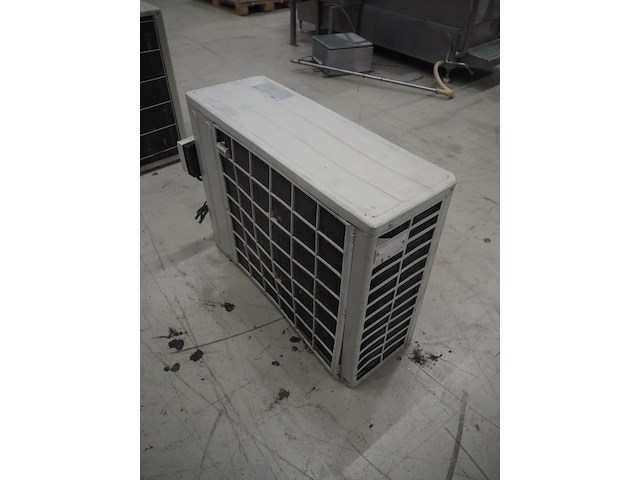 Mitsubishi - afbeelding 4 van  8