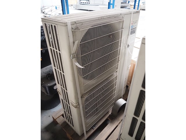 Mitsubishi - afbeelding 8 van  10