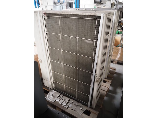 Mitsubishi - afbeelding 9 van  10