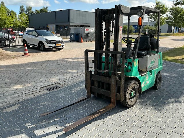Mitsubisshi fg15 vorkheftruck - afbeelding 1 van  24
