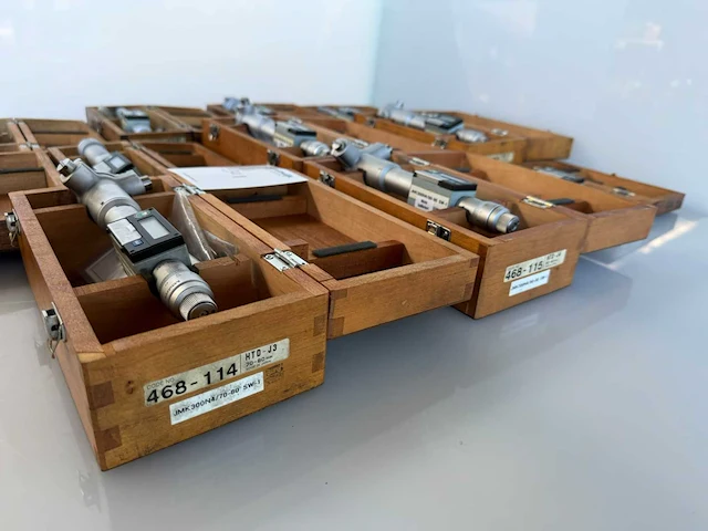 Mitutoyo - driepunts binnenmaatmicrometer (11x) - afbeelding 7 van  9