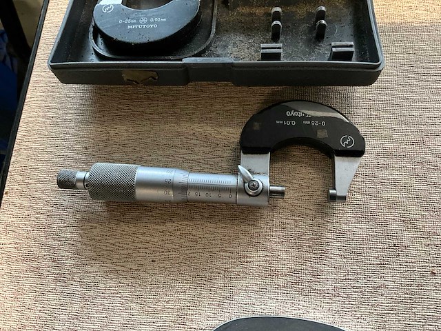Mitutoyo 0-25 buitenmaat micrometer (3x) - afbeelding 4 van  4