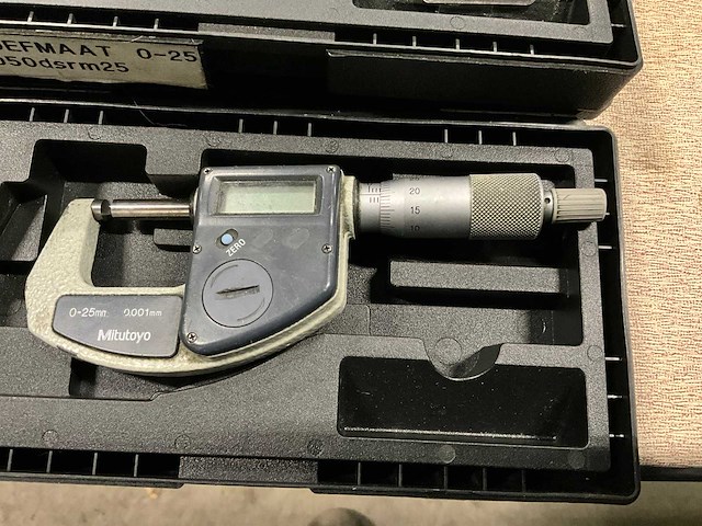 Mitutoyo 0,001 buitenmaat micrometer (2x) - afbeelding 3 van  3