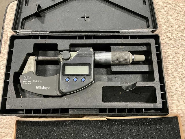 Mitutoyo 0,001 buitenmaat micrometer (3x) - afbeelding 4 van  4