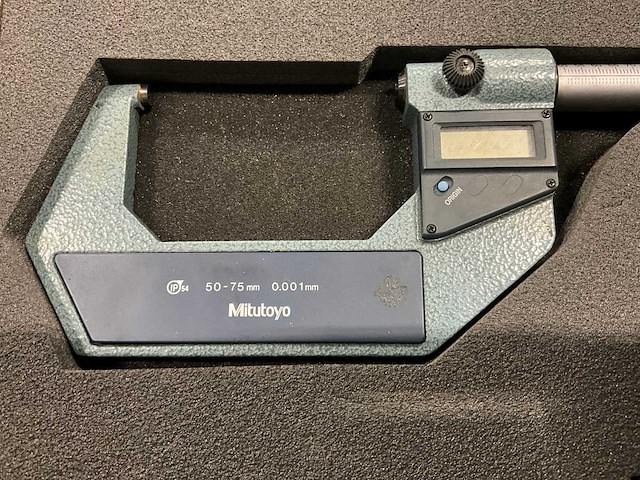 Mitutoyo 0,001 buitenmaat micrometer - afbeelding 3 van  3