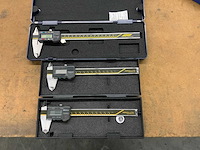 Mitutoyo 20 / cd-15dc digitale schuifmaat (3x) - afbeelding 1 van  5