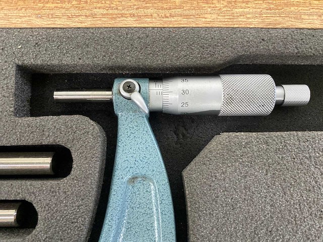 Mitutoyo 200-300mm buitenmicrometer - afbeelding 6 van  7