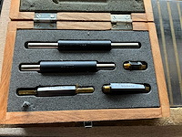 Mitutoyo 25-125 caliberset - afbeelding 1 van  4