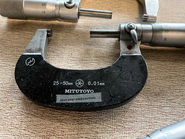 Mitutoyo 25-50 buitenmaat micrometer (3x) - afbeelding 5 van  5