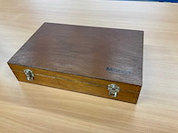 Mitutoyo 368-992 driepunts binnenmicrometer set (4x) nieuw in houten kist. - afbeelding 4 van  5
