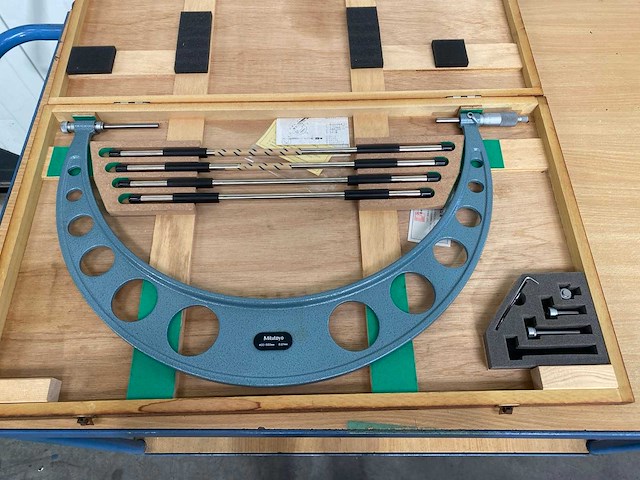 Mitutoyo 400-500mm buitenmicrometer - afbeelding 2 van  8