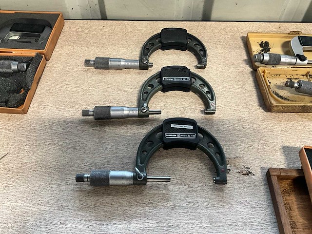 Mitutoyo 50-75 buitenmaat micrometer (3x) - afbeelding 2 van  3