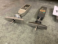 Mitutoyo 575-121 /id-u1025 meetklok met diepte opzetstuk (2x) - afbeelding 3 van  5