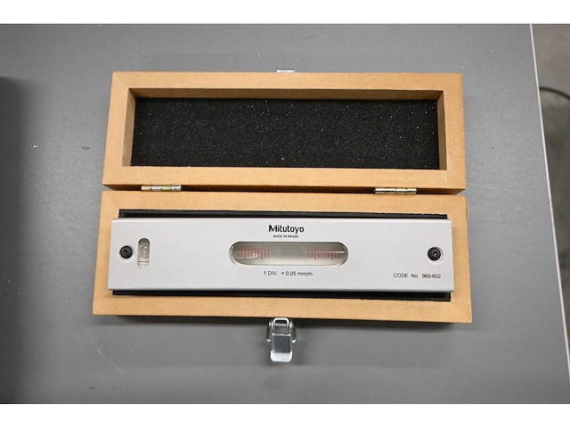 Mitutoyo 960-602 machine waterpas - afbeelding 3 van  3