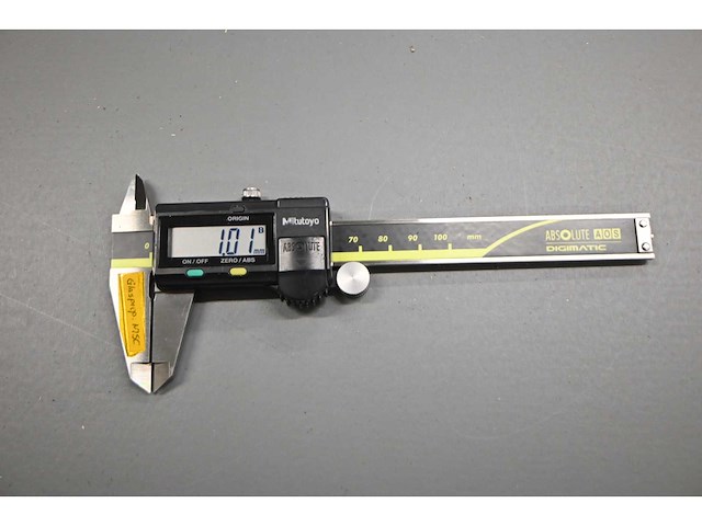 Mitutoyo absolute aos 150-30 digitale schuifmaat - afbeelding 1 van  2