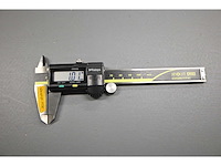 Mitutoyo absolute aos 150-30 digitale schuifmaat - afbeelding 1 van  2