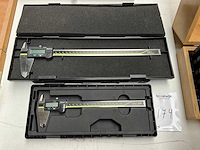 Mitutoyo absolute digimatic digitale schuifmaat 200 & 300 mm (2x) - afbeelding 1 van  4