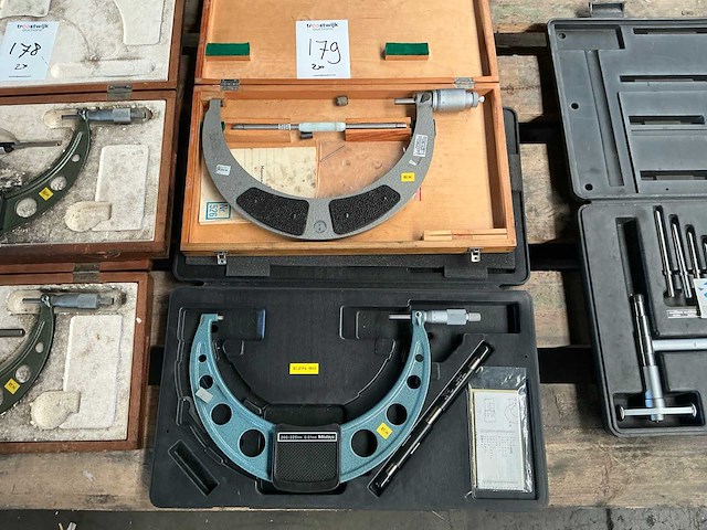 Mitutoyo buitenmaat micrometer (2x) - afbeelding 1 van  10