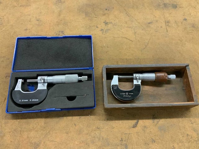 Mitutoyo buitenmaat micrometer (2x) - afbeelding 1 van  3