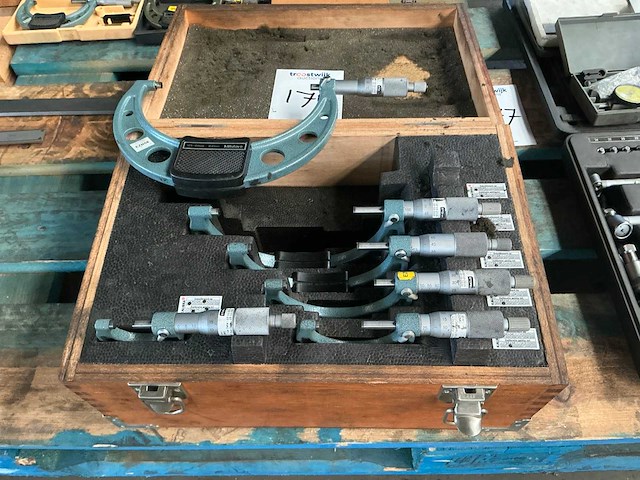 Mitutoyo buitenmaat micrometer (6x) - afbeelding 1 van  9
