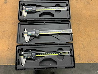 Mitutoyo cd-15 apx digitale schuifmaat (3x) - afbeelding 1 van  4