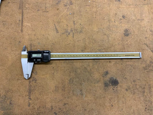 Mitutoyo cd-30 digitale schuifmaat - afbeelding 1 van  5