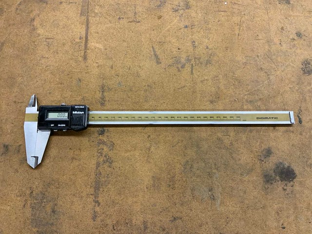 Mitutoyo cd-30 digitale schuifmaat - afbeelding 2 van  5