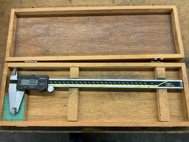 Mitutoyo cd-30c digitale schuifmaat - afbeelding 2 van  6