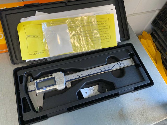 Mitutoyo cd-p15m coolant proof ip67 schuifmaat - afbeelding 2 van  4