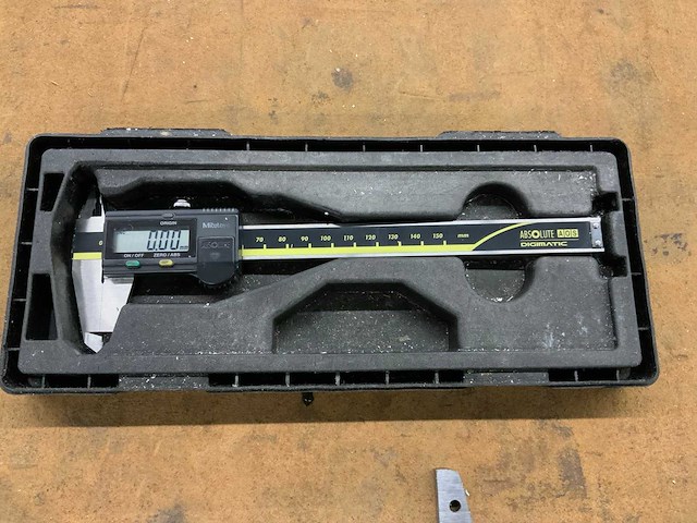 Mitutoyo cd15apx digitale diepteschuifmaat en schuifmaat - afbeelding 2 van  3