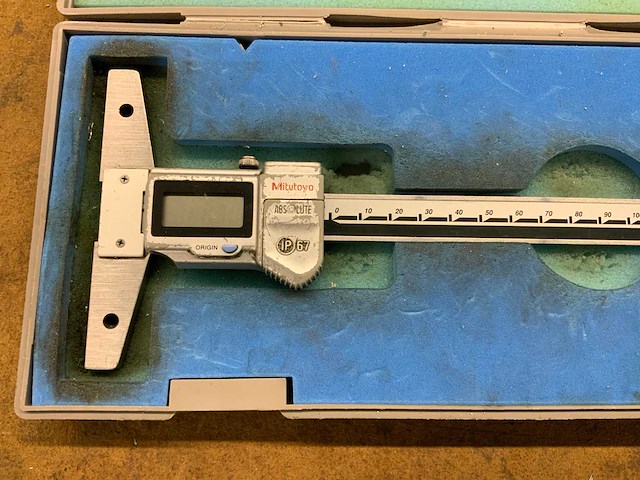 Mitutoyo cd15apx digitale diepteschuifmaat en schuifmaat - afbeelding 2 van  5