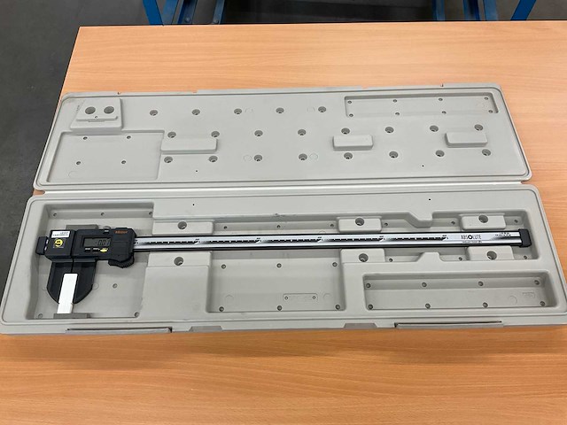 Mitutoyo cfc-60gc digitale schuifmaat - afbeelding 3 van  5