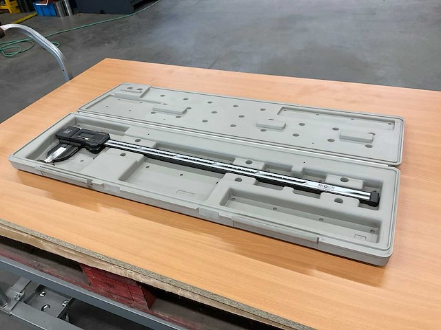 Mitutoyo cfg-60g digitale schuifmaat - afbeelding 1 van  5