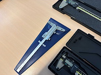 Mitutoyo digimatic schuifmaat set + vernier dieptemeter - afbeelding 4 van  6