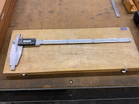 Mitutoyo digitale schuifmaat - afbeelding 1 van  5