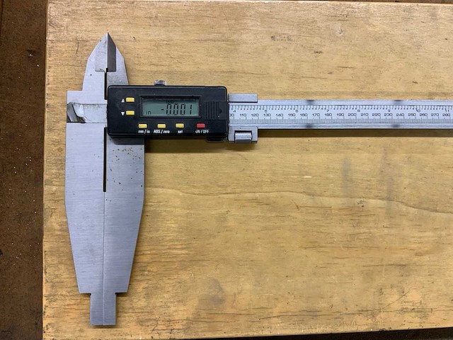 Mitutoyo digitale schuifmaat - afbeelding 2 van  5