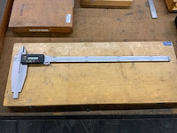 Mitutoyo digitale schuifmaat - afbeelding 1 van  4