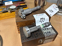Mitutoyo driepunts binnenmaatmicrometer (2x) - afbeelding 1 van  3