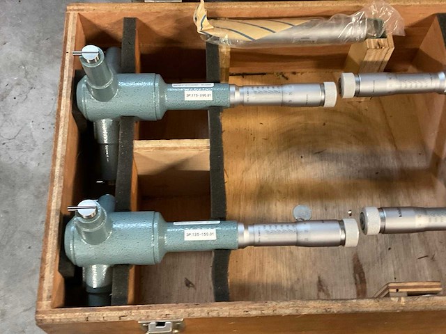 Mitutoyo driepunts binnenmaatmicrometer set - afbeelding 5 van  6