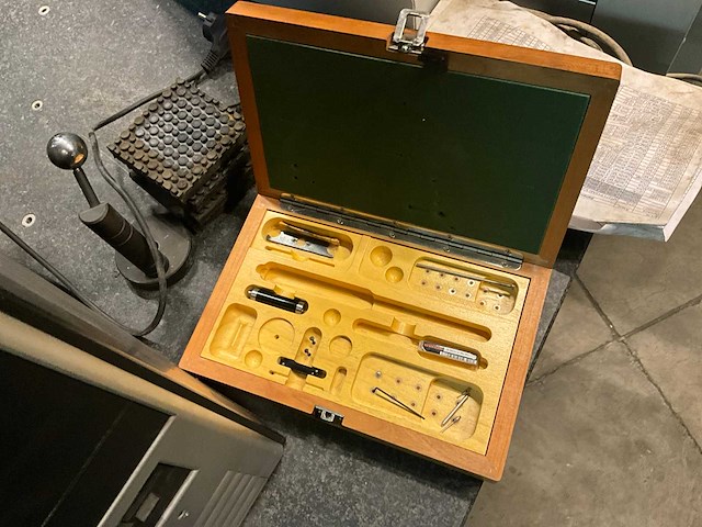 Mitutoyo euro-m544 coördinaatmeetmachine - afbeelding 13 van  23