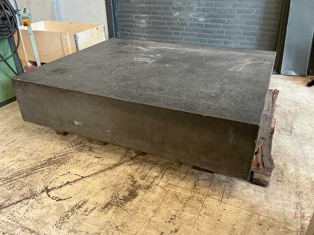 Mitutoyo granieten meettafel (meetplaat) - afbeelding 2 van  8