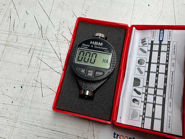Mitutoyo & hbm hardmatic hh-336 durometer / hardheidsmeter (2x) - afbeelding 2 van  3