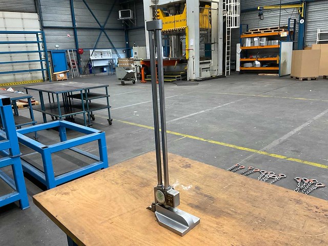 Mitutoyo hoogtemeter met meetklok - afbeelding 1 van  4